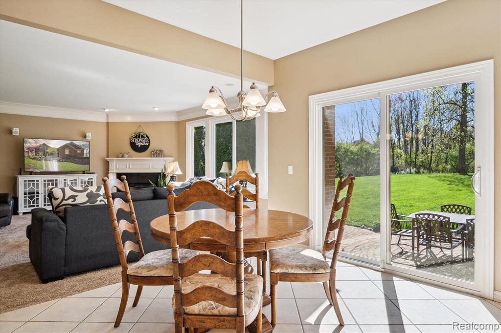 8504 Riverwalk Drive, Fenton, MI 48430 — Photo 15