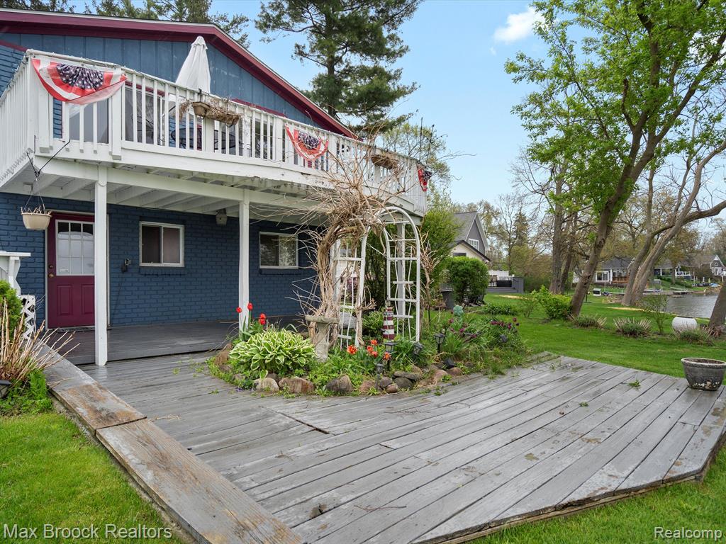 9431 MANDON Road, White Lake, MI — Photo 22