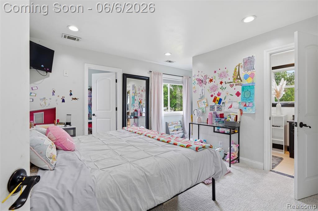 7723 Hazelton Street, Dearborn Heights, MI 48127 — Photo 34