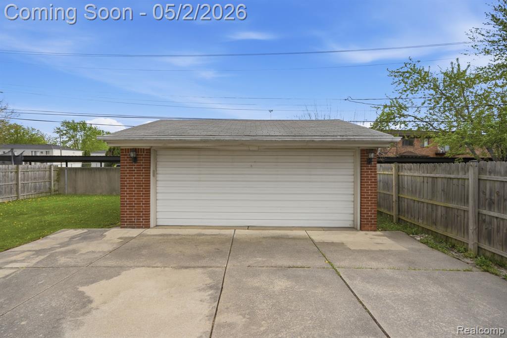 19704 Parkside Street, Saint Clair Shores, MI 48080 — Photo 32