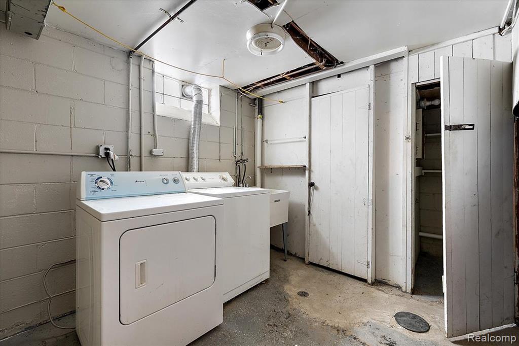 14001 Balfour Street, Oak Park, MI 48237 — Photo 26