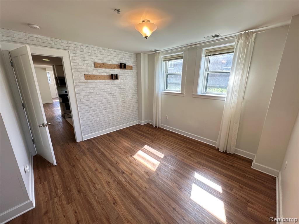 615 W Hancock Street, Detroit, MI 48201 — Photo 9