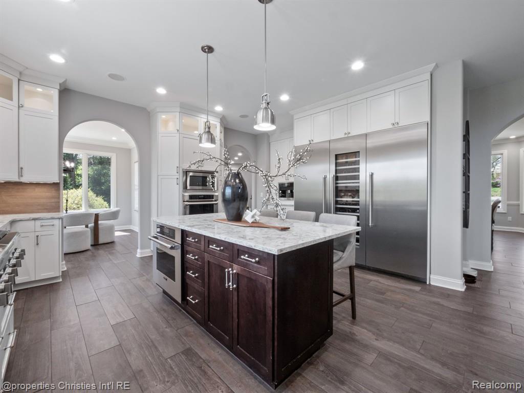 920 SOUTHDOWN Road, Bloomfield Hills, MI 48304 — Photo 17