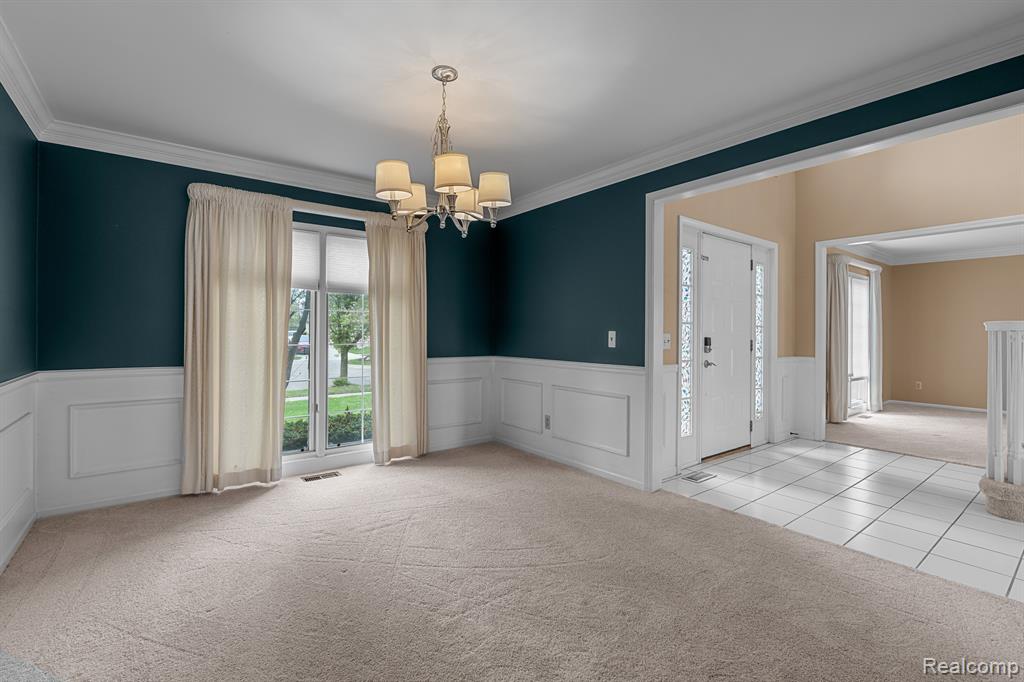 45419 GLENGARRY Boulevard, Canton, MI 48188 — Photo 8