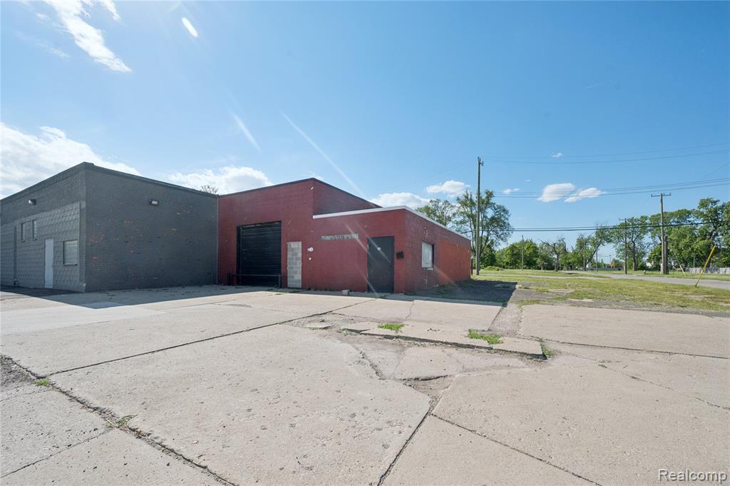 300 Oakwood, Detroit, MI 48217 — Photo 22
