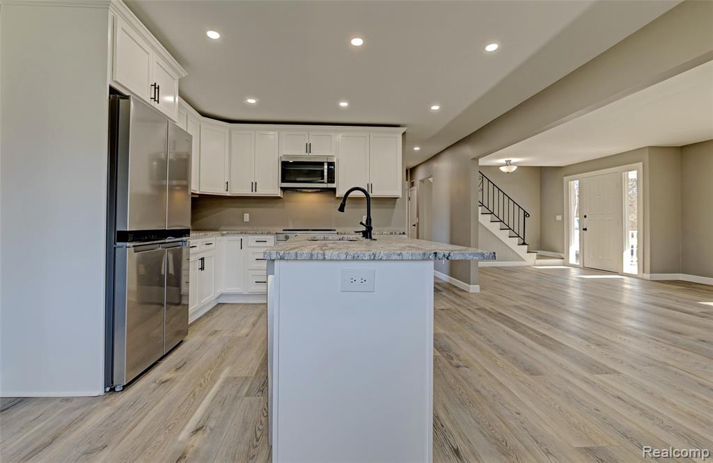 3092 Groveland Road, Ortonville, MI 48462 — Photo 12