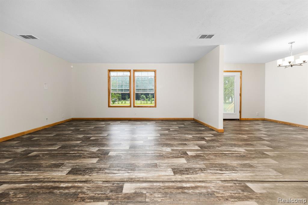102 Wiard Road, Ypsilanti, MI 48198 — Photo 9