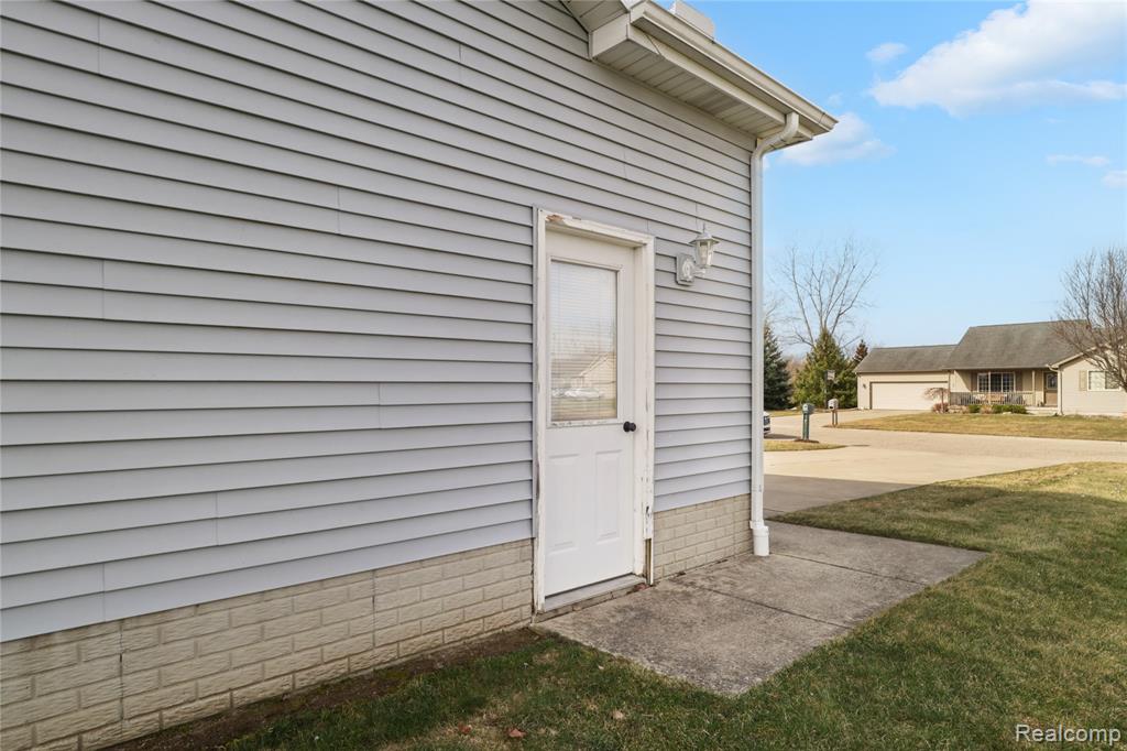 8010 Corbin Court, Mount Morris, MI 48458 — Photo 37