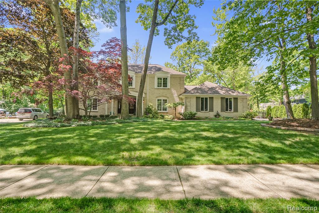 5693 Hunters Gate Drive, Troy, MI 48098 — Photo 2