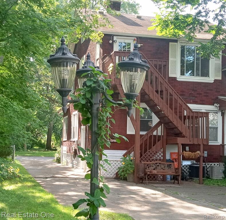 400 Stratford Road, Ferndale, MI 48220 — Photo 5