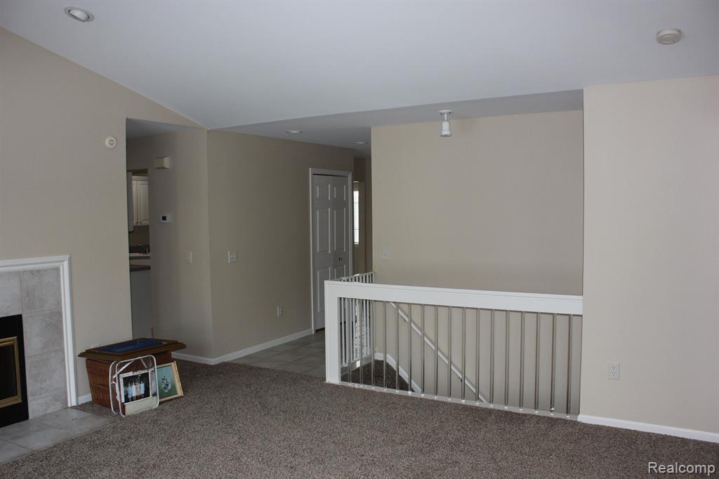 41205 CHANCELLOR, Clinton Twp, MI 48038 — Photo 4