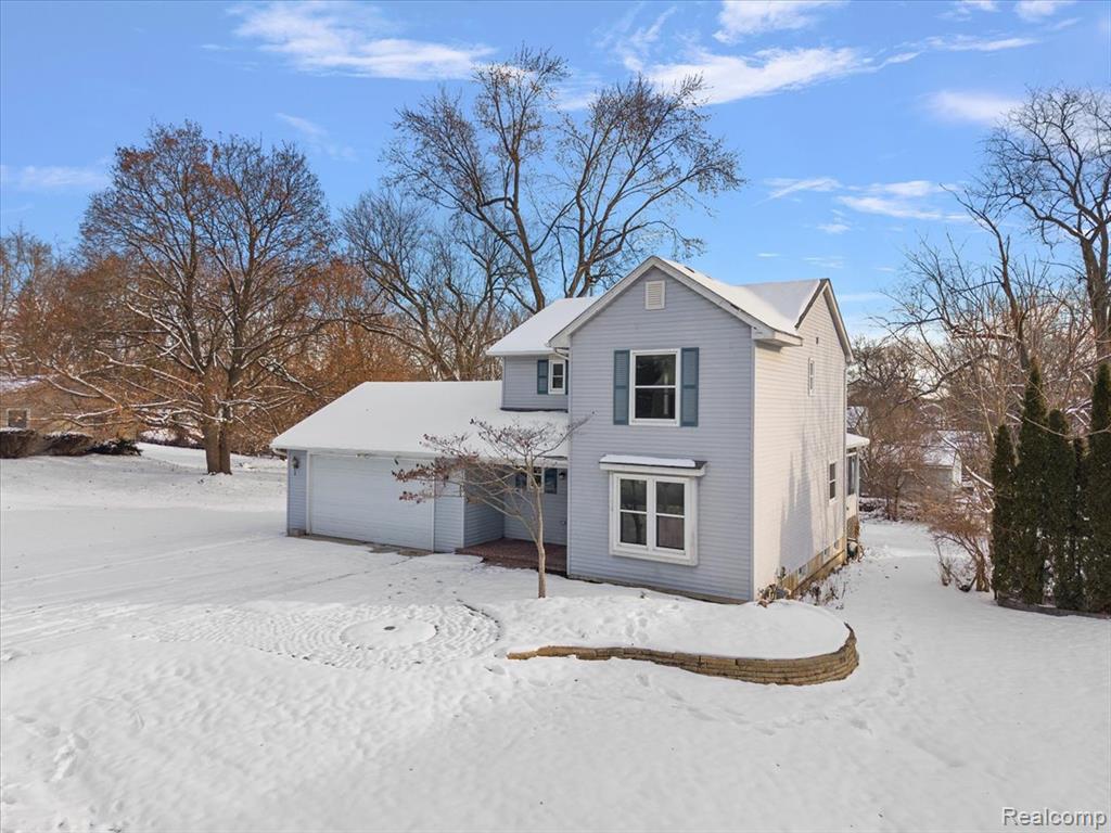 927 Alan Drive, Lake Orion, MI 48362 — Photo 3
