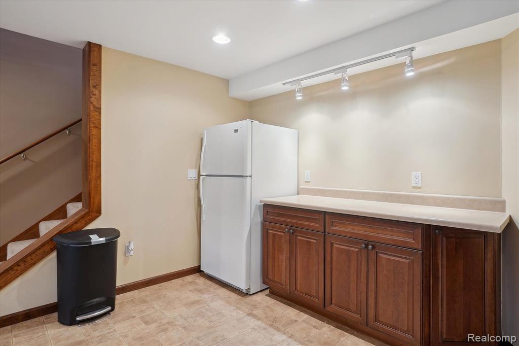 5167 HUNTERS Ridge, Holly, MI 48442 — Photo 41