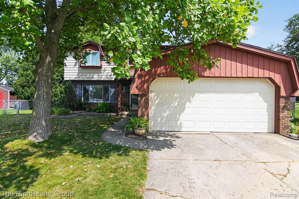2313 Abbey Court, Canton, MI 48188