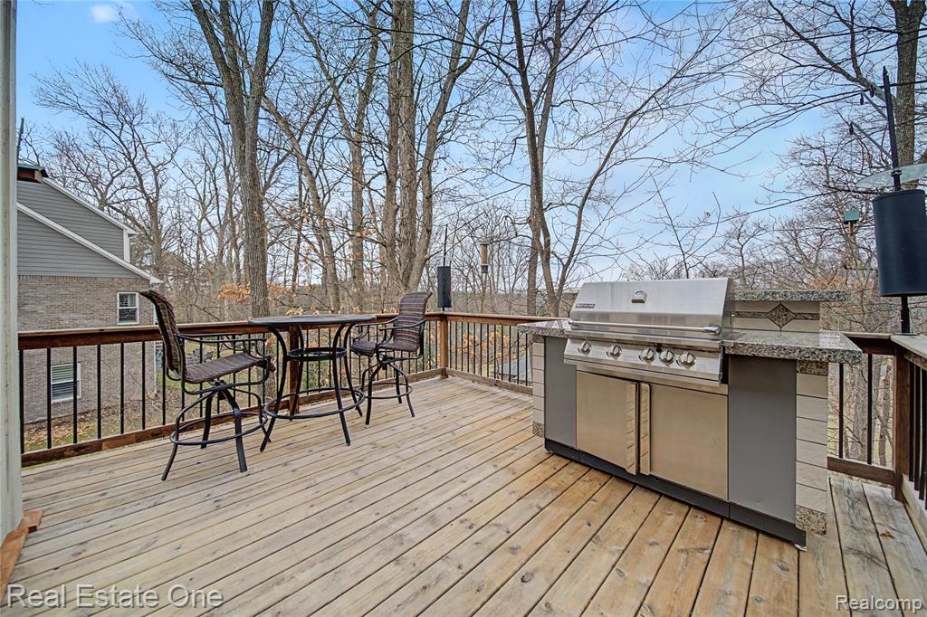 6060 Pinemont Drive, Brighton, MI 48116 — Photo 59