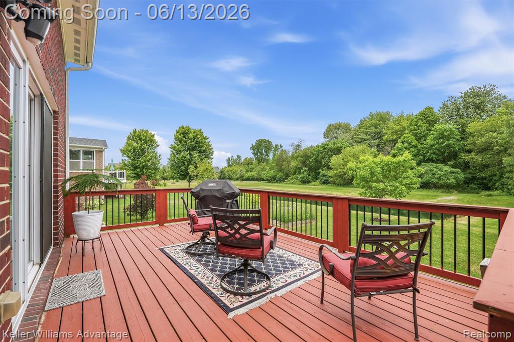23740 Stoneleigh Drive, South Lyon, MI 48178 — Photo 54