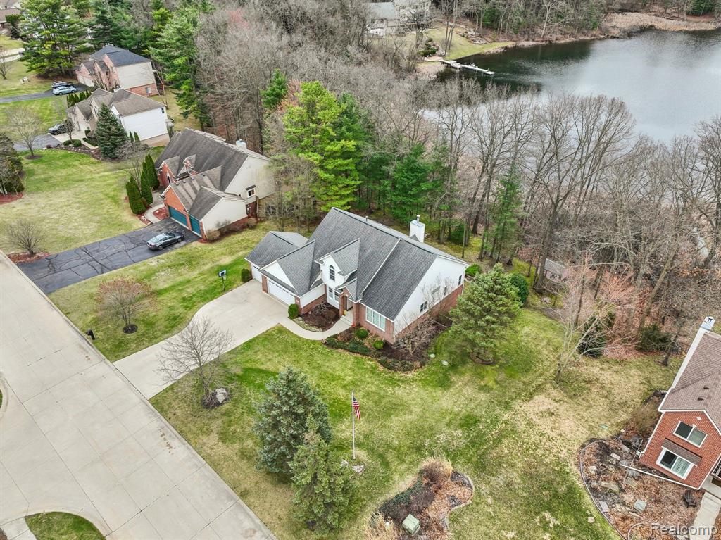 810 JOSHUA Drive, Highland, MI 48356 — Photo 44