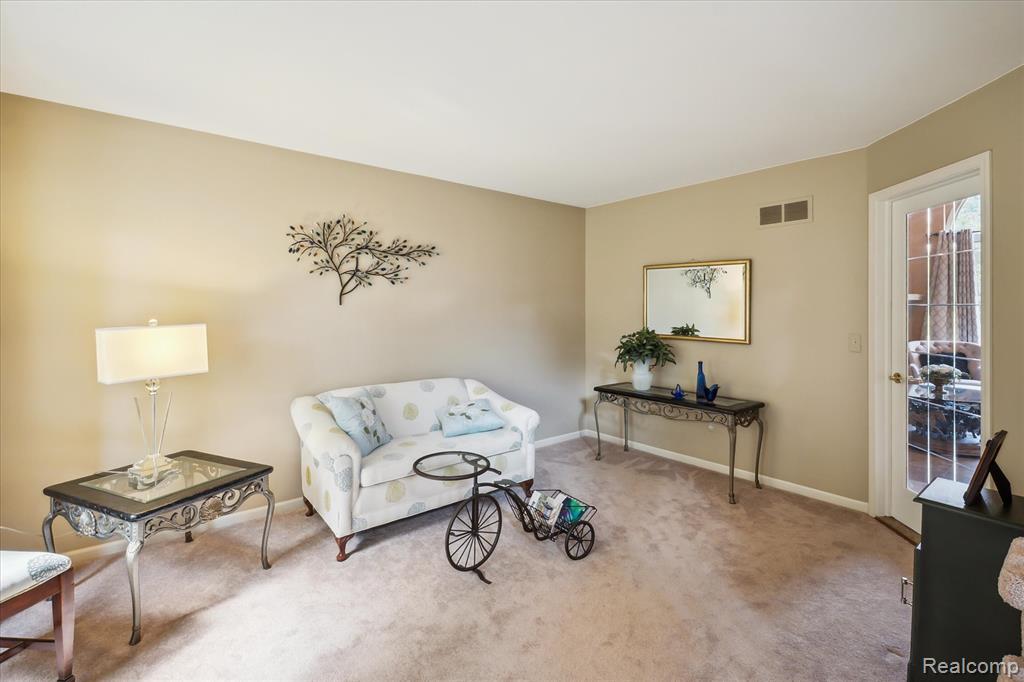 56764 Jewell Road, Shelby Twp, MI 48315 — Photo 7