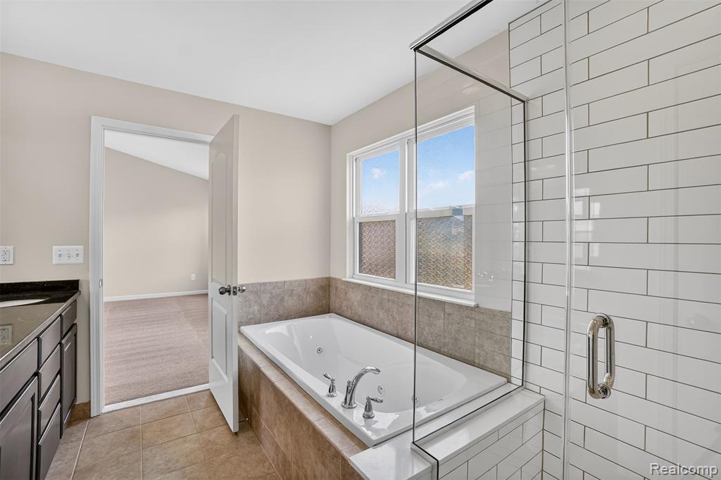 59684 Twin Pines Drive, New Hudson, MI 48165 — Photo 19
