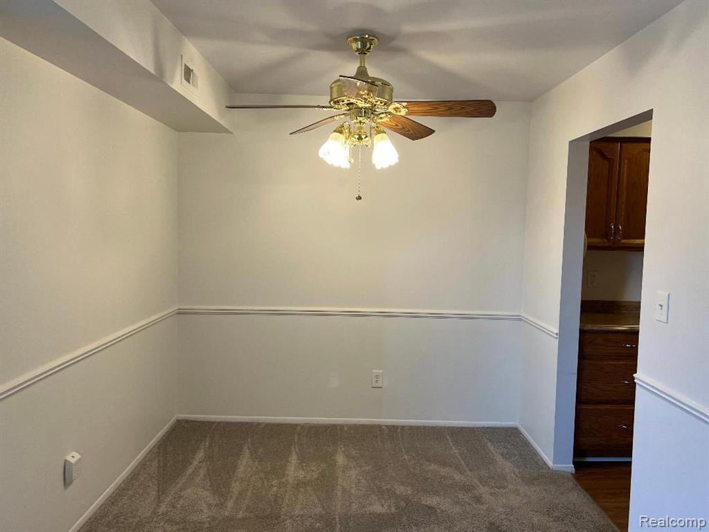 1730 HARRISON Avenue, B3, Trenton, MI 48183 — Photo 14