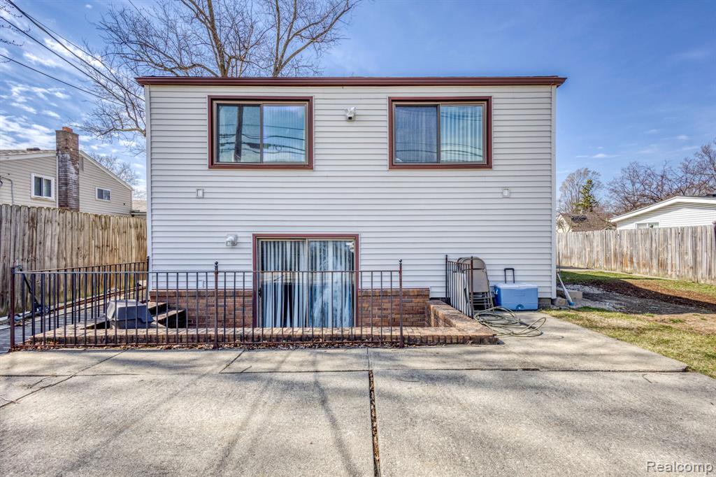 8269 Ziegler Street, Taylor, MI 48180 — Photo 20