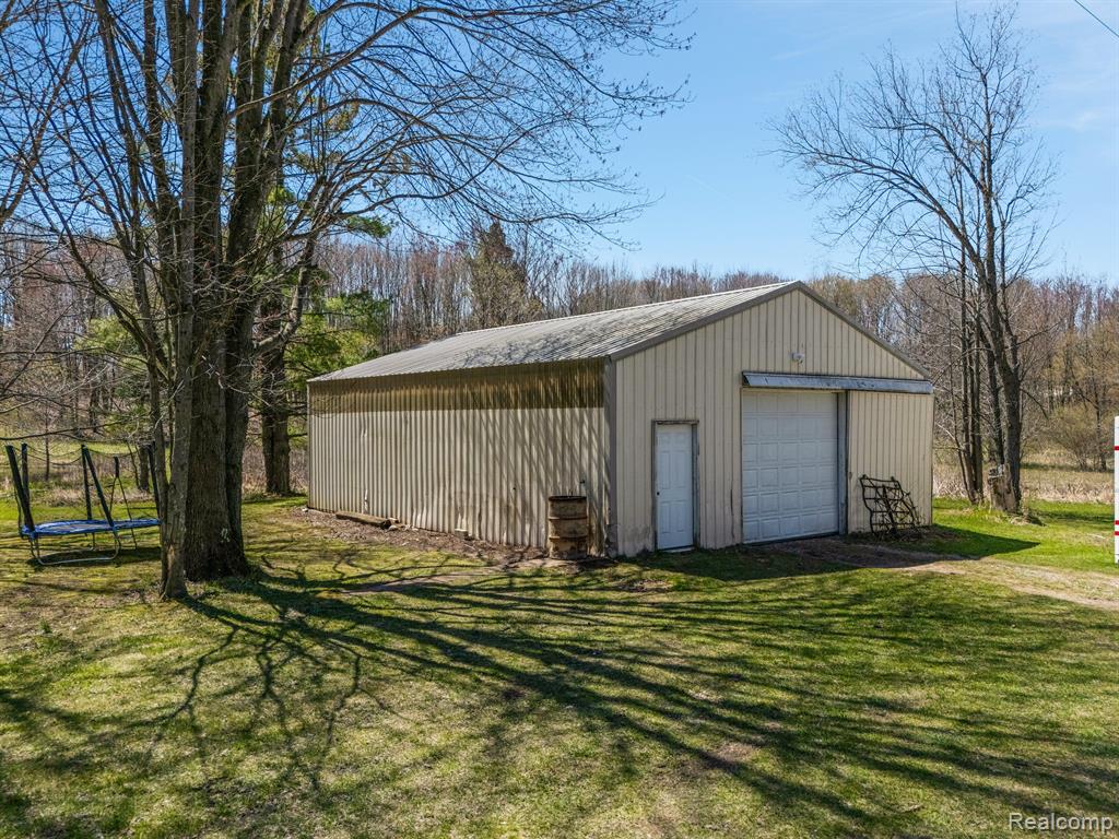 7312 LINDEN Road, Fenton, MI 48430 — Photo 41