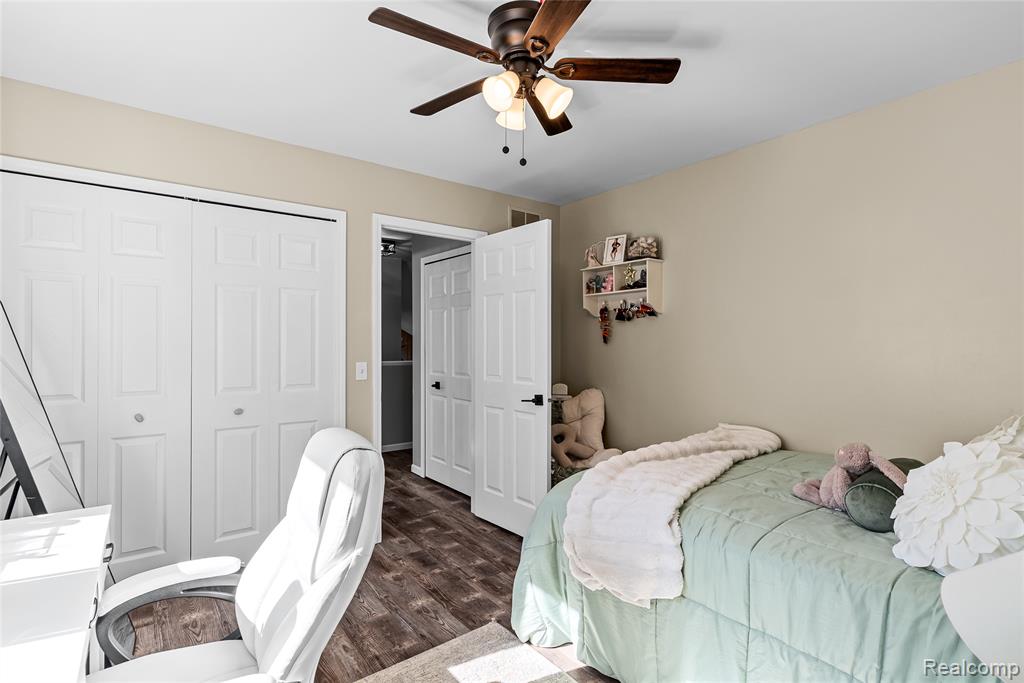 4971 N Tipsico Lake Road, Hartland, MI 48353 — Photo 31