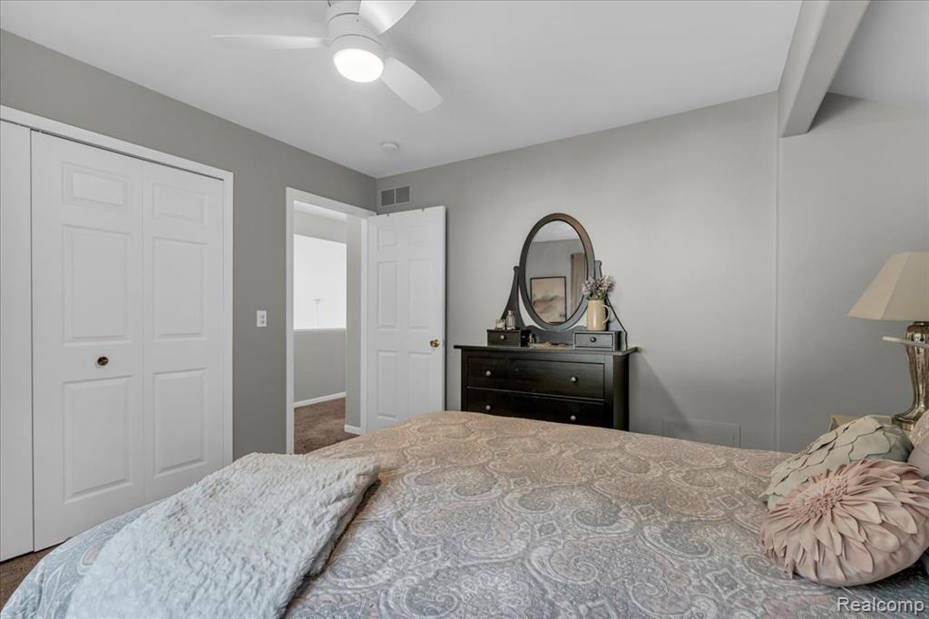 5050 Whitlow Court, Commerce Twp, MI 48382 — Photo 27