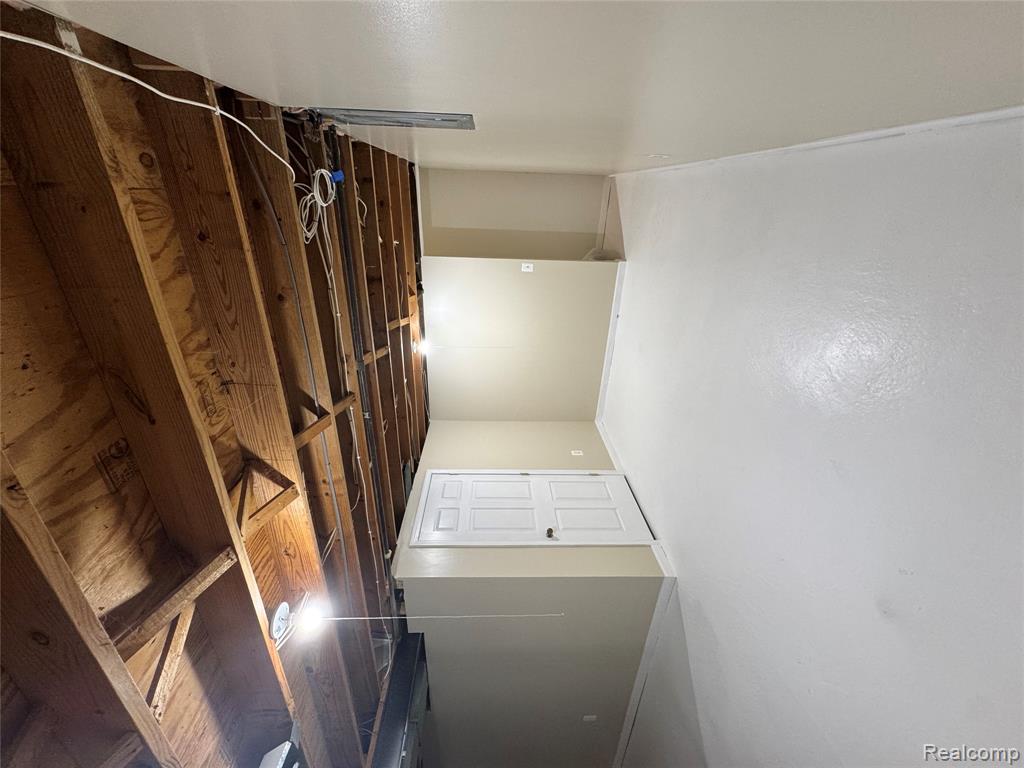 39547 Heatherheath Drive, Clinton Twp, MI 48038 — Photo 18