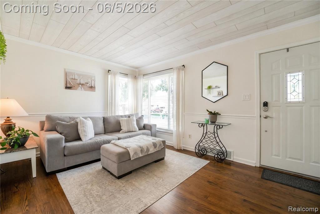 6848 Cardwell Street, Garden City, MI — Photo 5