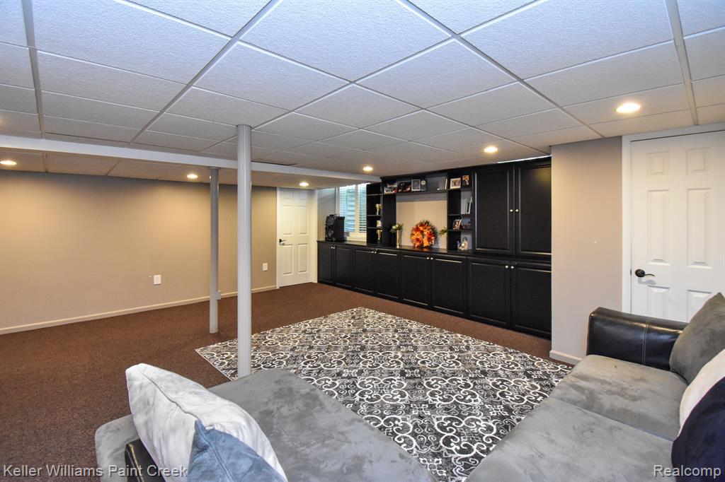 42696 FAULKNER Drive, Novi, MI 48377 — Photo 52