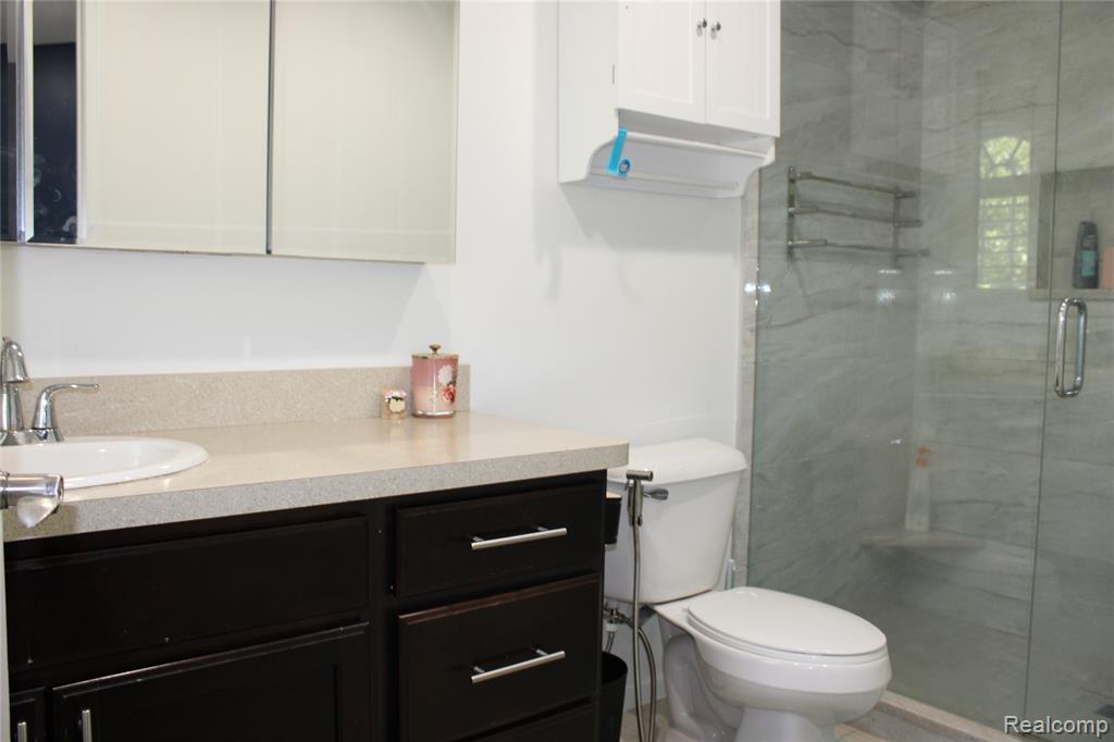 41582 Mitchell Road, Novi, MI — Photo 18