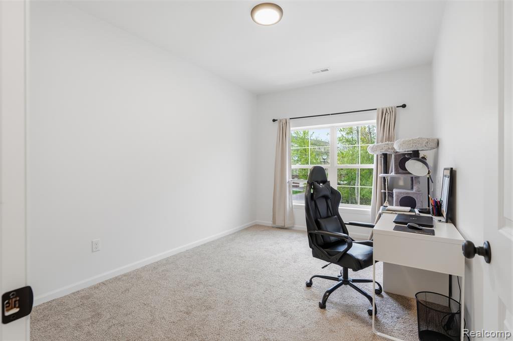 606 Pointe Drive, Walled Lake, MI 48390 — Photo 28