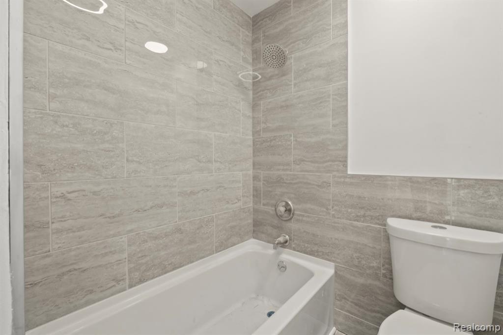 4688 French Road, Detroit, MI 48214 — Photo 13