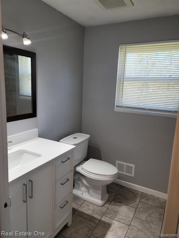 42410 BARCHESTER Road, Canton, MI 48187 — Photo 9