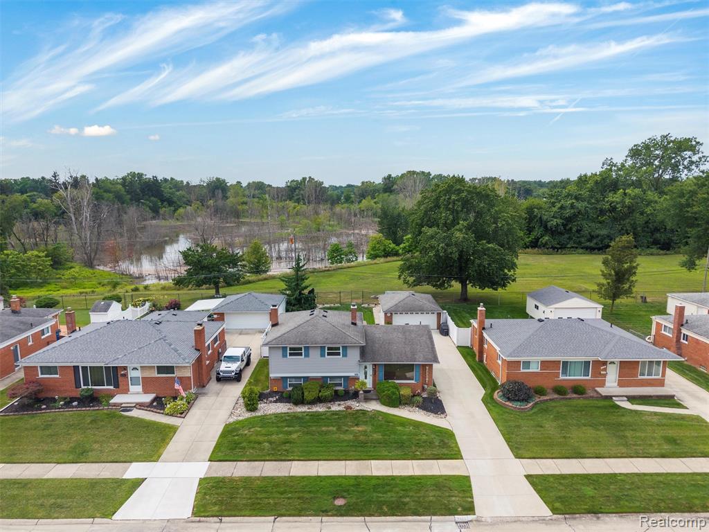 7721 Carrousel Boulevard, Westland, MI — Photo 48