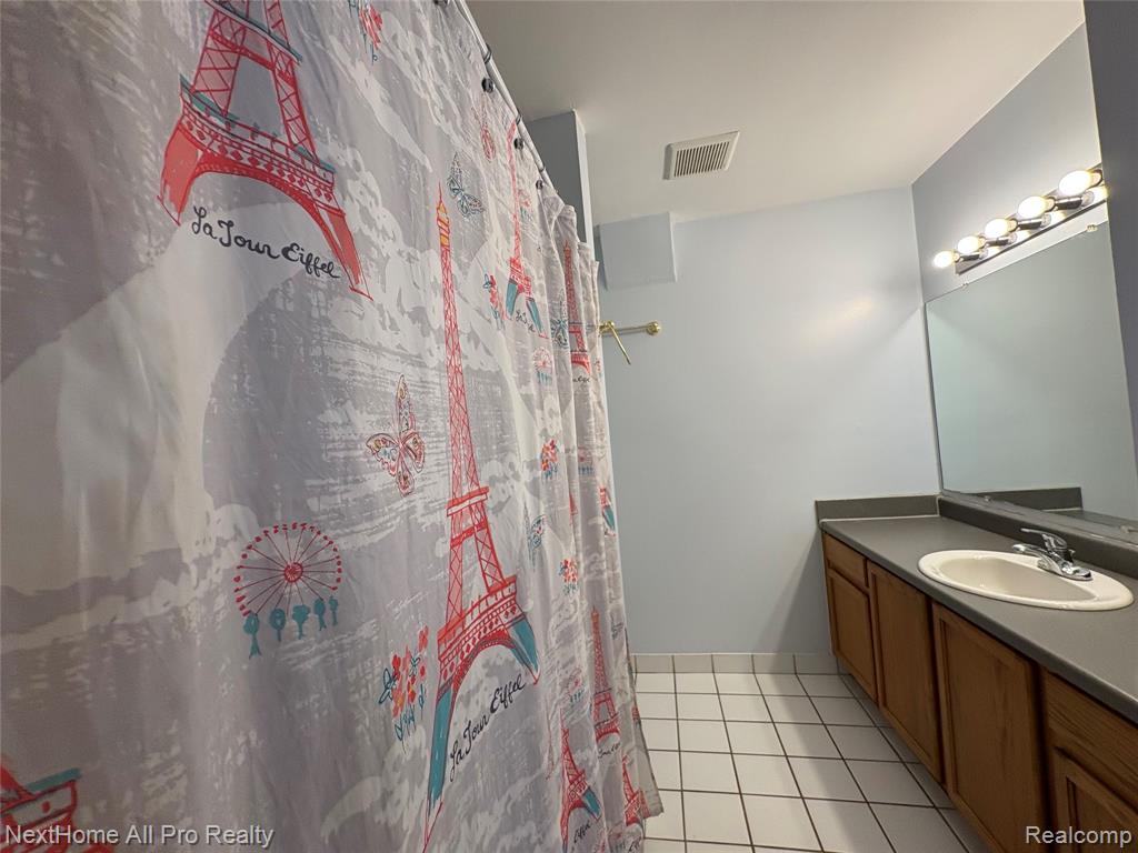 15487 Meyers Road, Detroit, MI 48227 — Photo 11