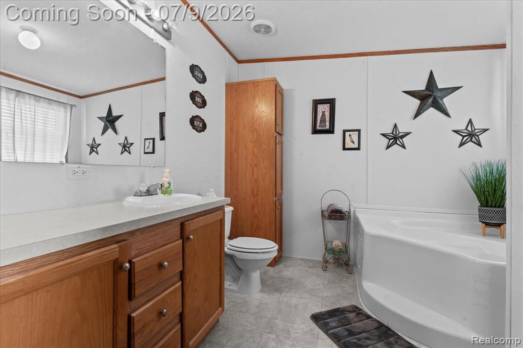 49770 Elk Trail, Utica, MI 48315 — Photo 14