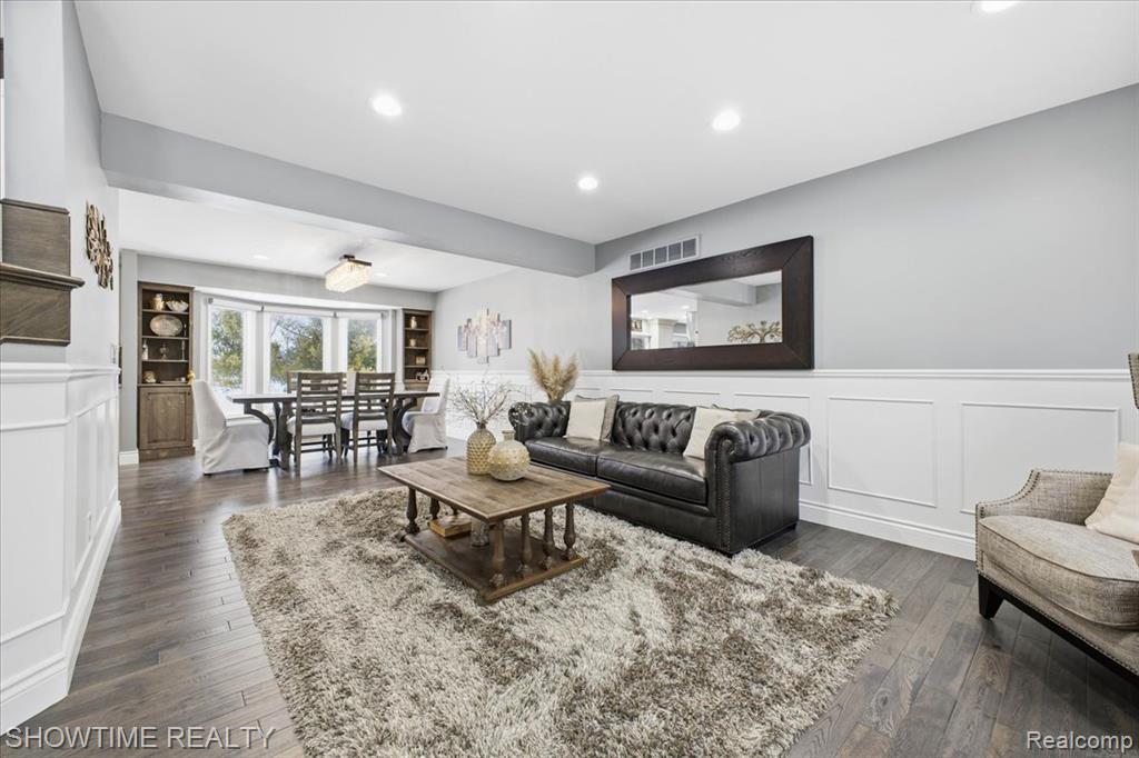 4157 Springbrook Drive, Sterling Heights, MI 48314 — Photo 10