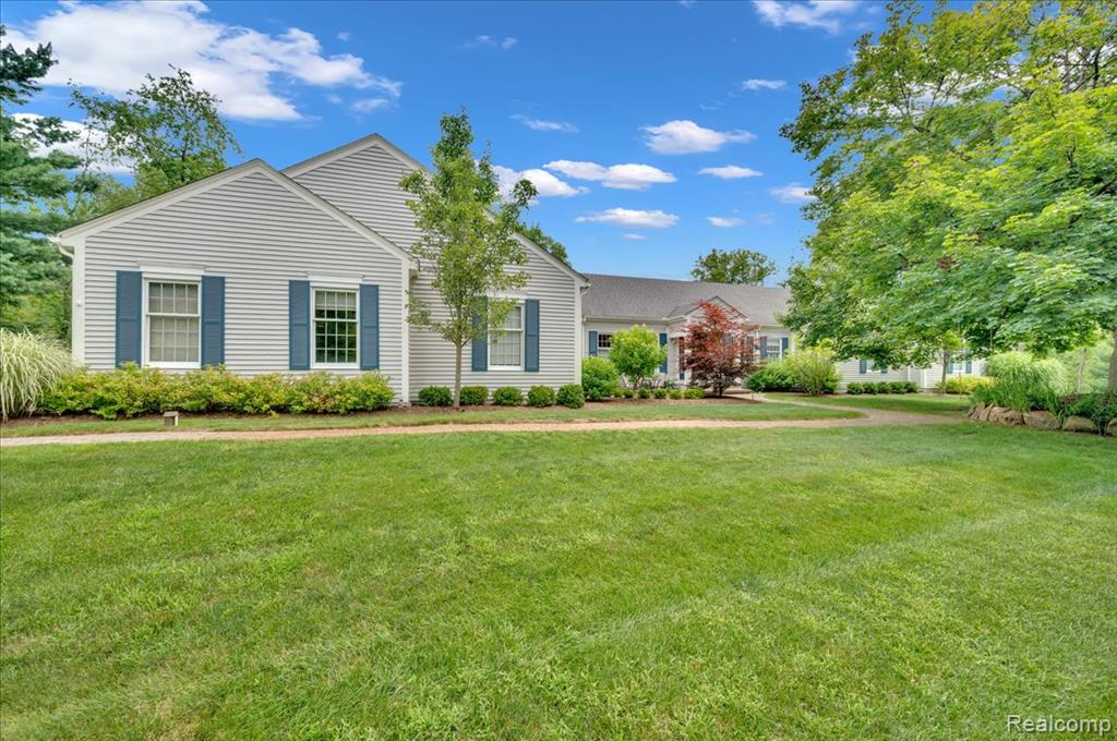 4815 Mill Creek Court, Rochester, MI 48306 — Photo 2