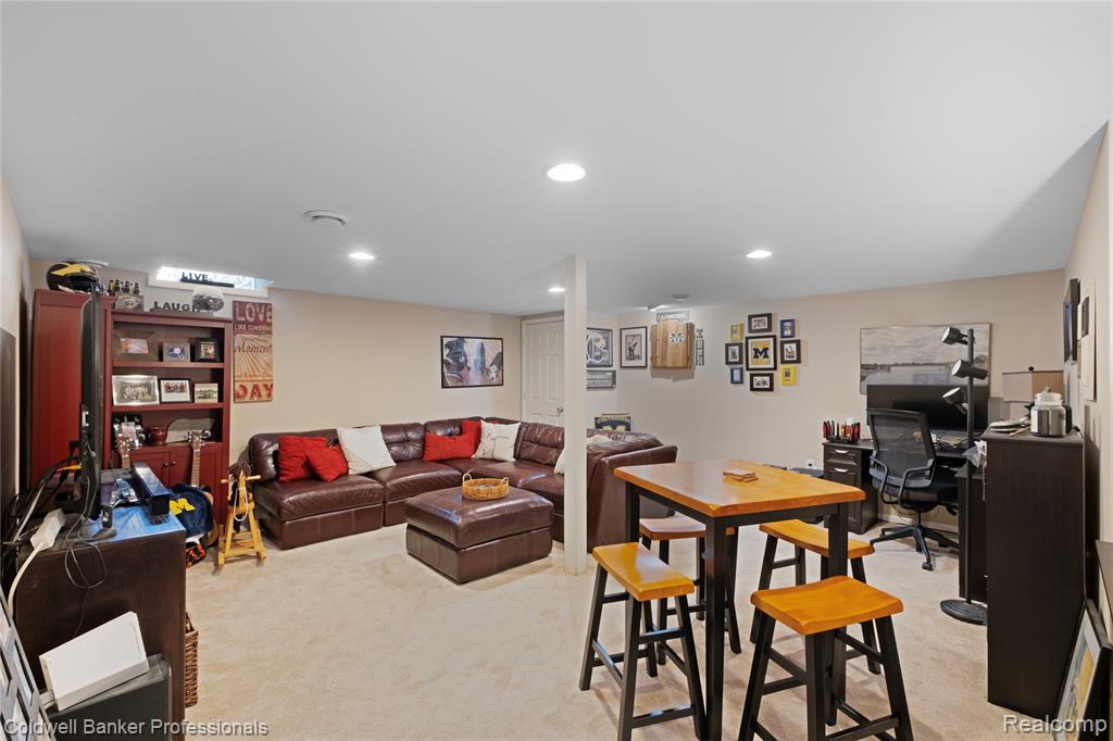 9283 Betsie Drive, Grand Blanc, MI 48439 — Photo 20