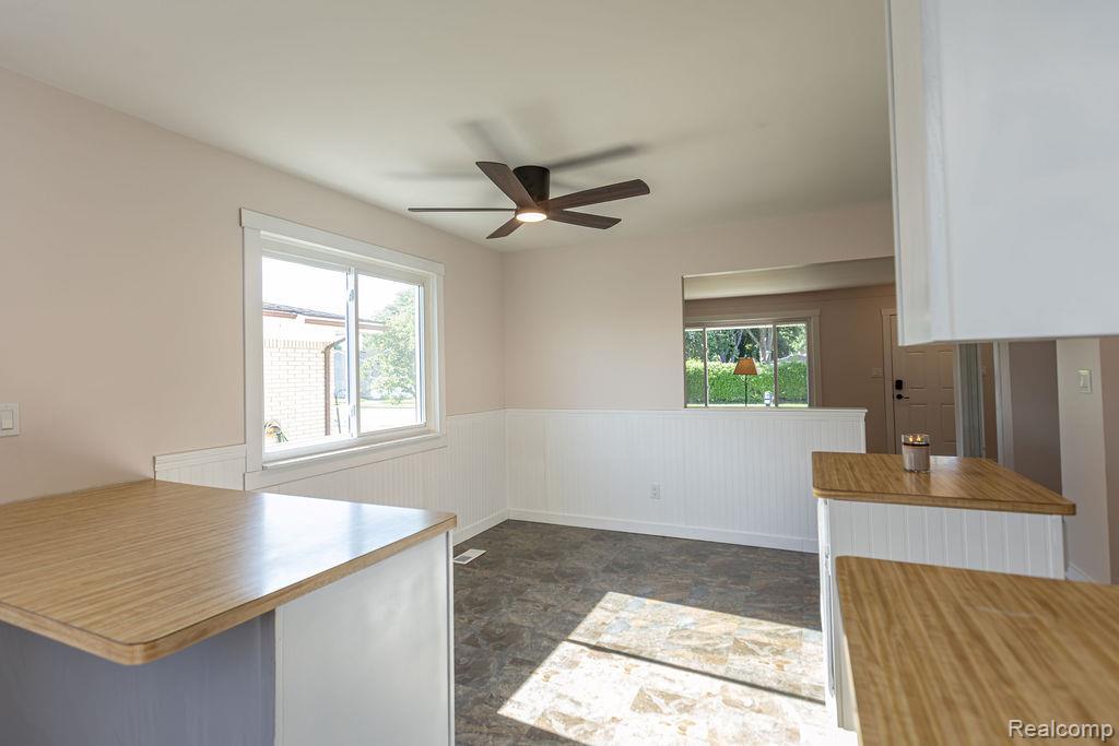 15270 Cambridge Drive, Fraser, MI 48026 — Photo 12