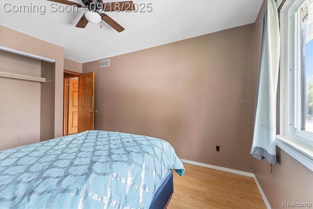 21946 Camille Court, Woodhaven, MI 48183 — Photo 17
