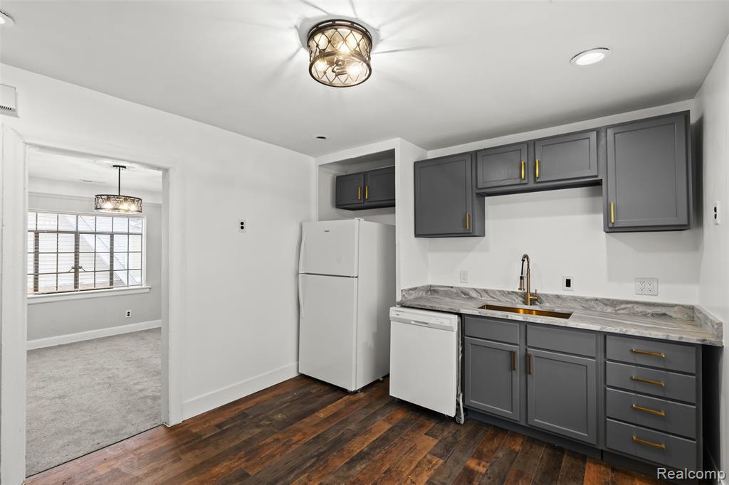 5243 Devonshire Road, Detroit, MI 48224 — Photo 15