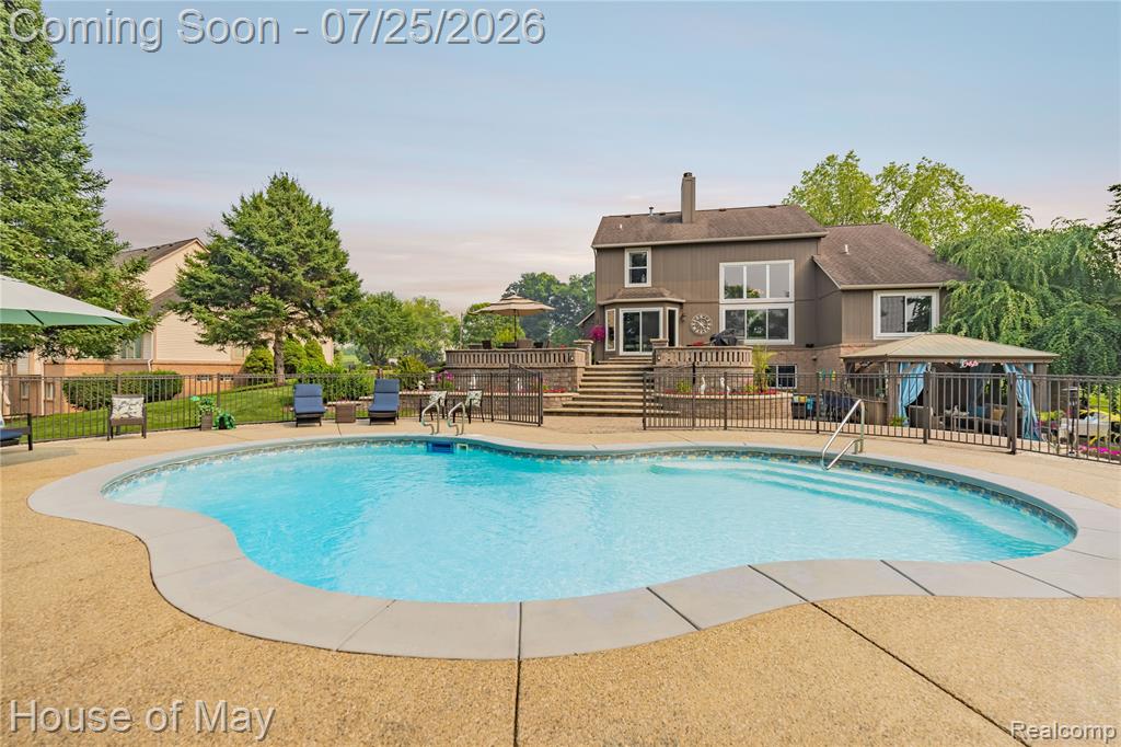 2082 Sandlewood Drive, White Lake, MI 48383 — Photo 9