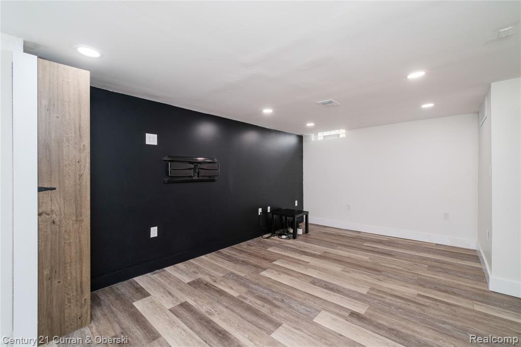 41476 Belden Circle, 53, Novi, MI 48377 — Photo 24