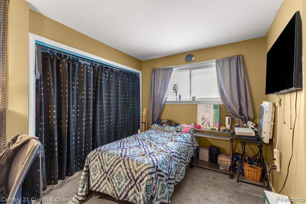 8075 William Street, Taylor, MI 48180 — Photo 17