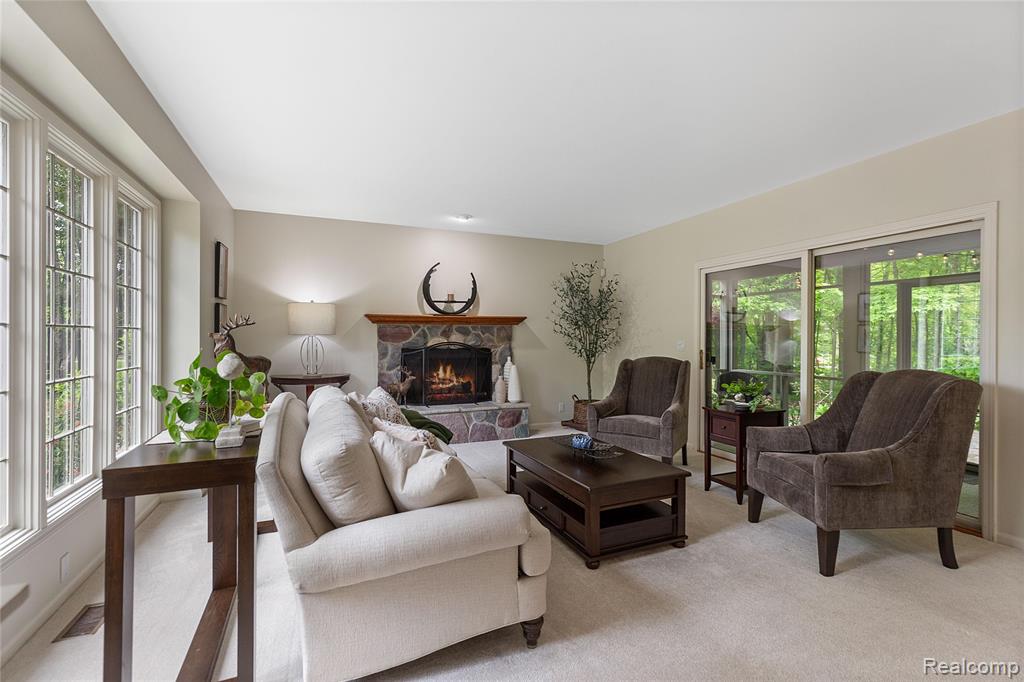 8268 Pine Lake Drive, Davisburg, MI 48350 — Photo 12