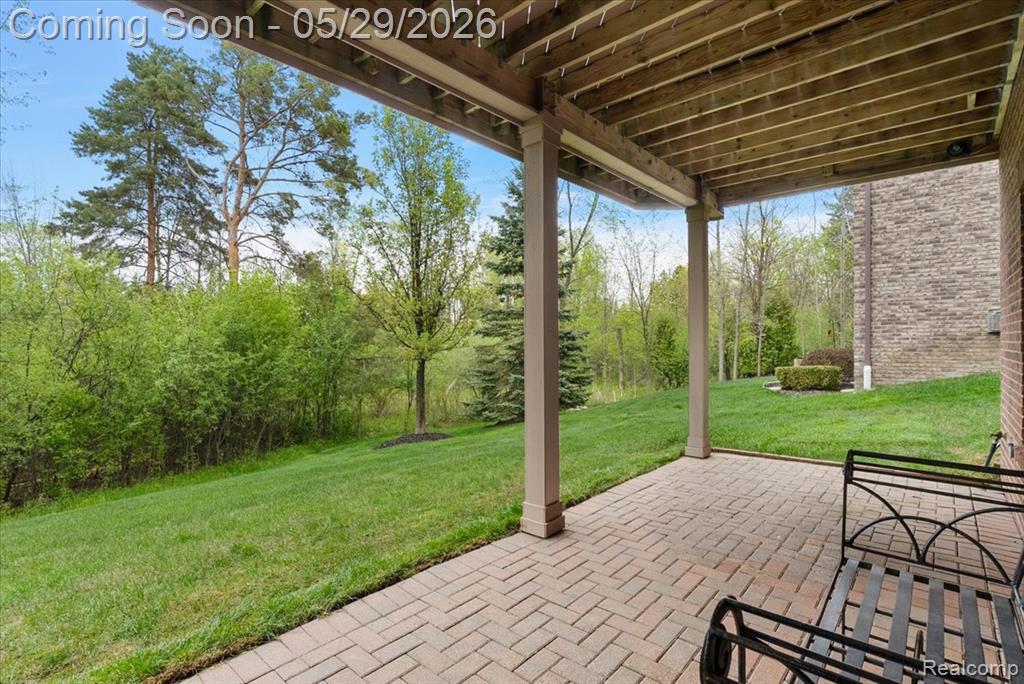 2570 Stoneykirk Court, Rochester, MI 48306 — Photo 38