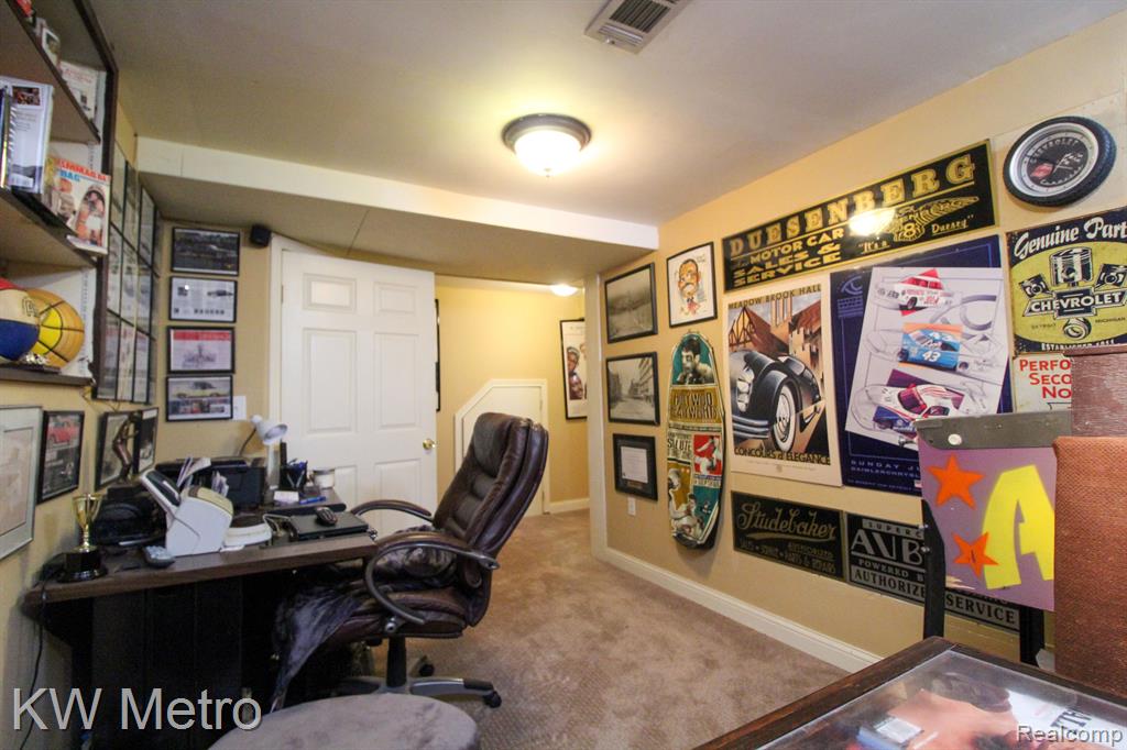 47037 REENE Drive, Belleville, MI 48111 — Photo 56